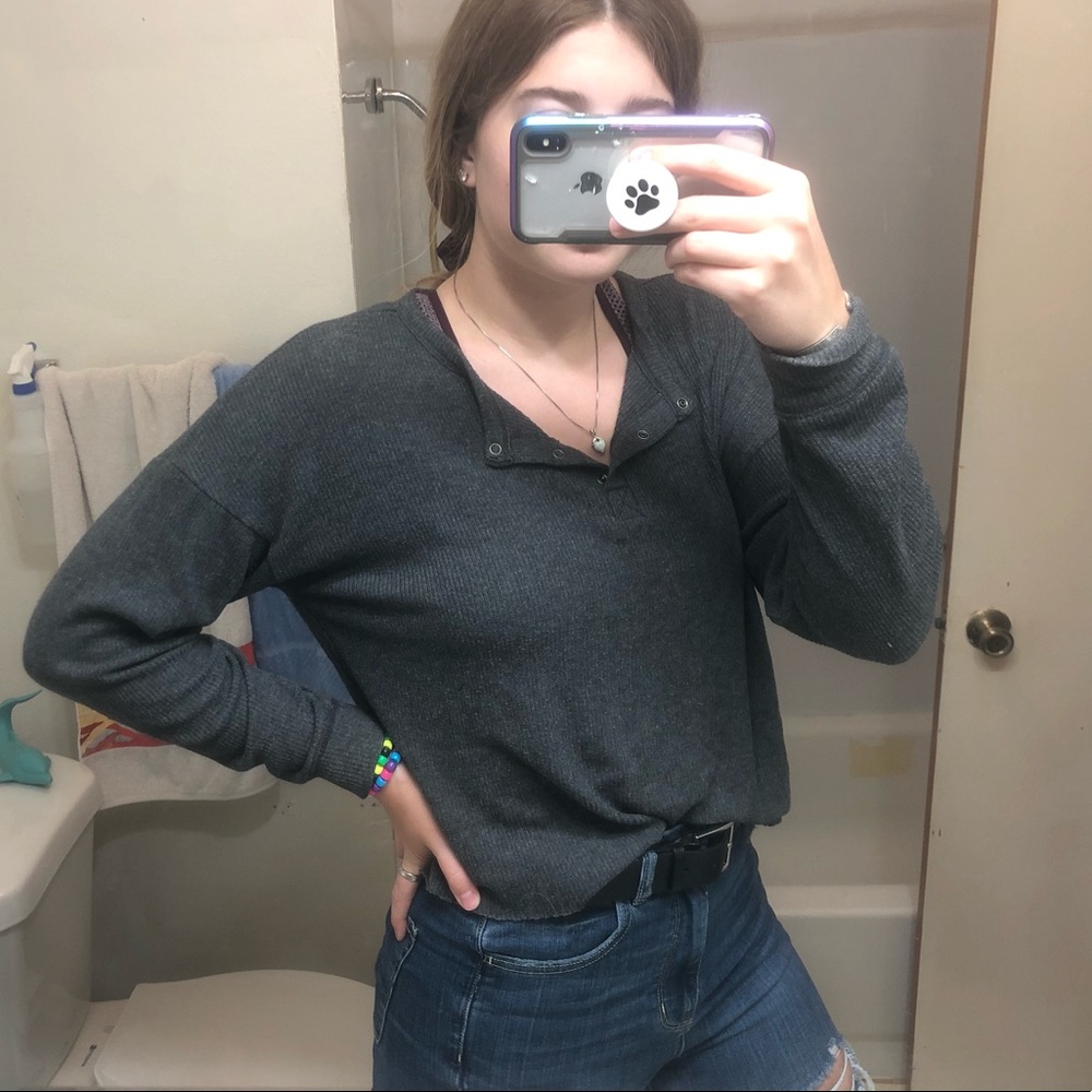 American Eagle ~ Crop Long Sleeve ~
